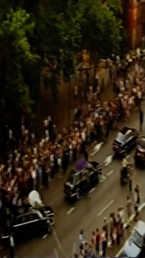 Happy Heavenly Birthday to Michael Hutchence. Michael Hutchence Funeral 1997 | Best Actor