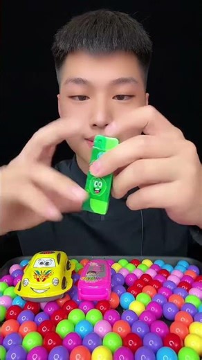 ASMR CANDY 🍭🌈🎉🍫 Eating Sounds Series 💙#asmr #mukbang #candy #satisfying