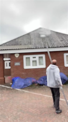 Daz O’Neill (@telfordgutterclean)’s videos with original sound - duckgainzpt