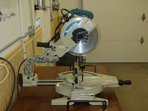 Makita LS1214F 12-Inch Dual Bevel Sliding Compound Miter Saw