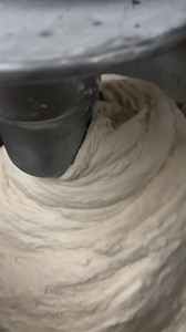 That art of making pizza the old fashioned way! The CROYDON PIZZA Way! | Croydon's Pizza