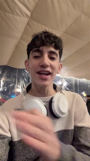 كيف تصنع تيشيرت في روبلوكس وفتح المايك