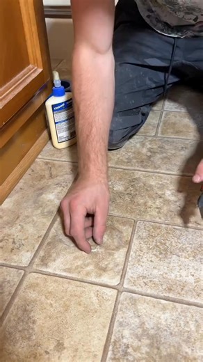 31K views · 126 reactions | How to repair sheet vinyl flooring蝹 As it happens, we may never meet again — so follow me to get more #construction #remodel #homeimprovement #work #DIY #flooring #laminate #Ivp #Ivt #hardwood | Precision Floor Sanding | Facebook