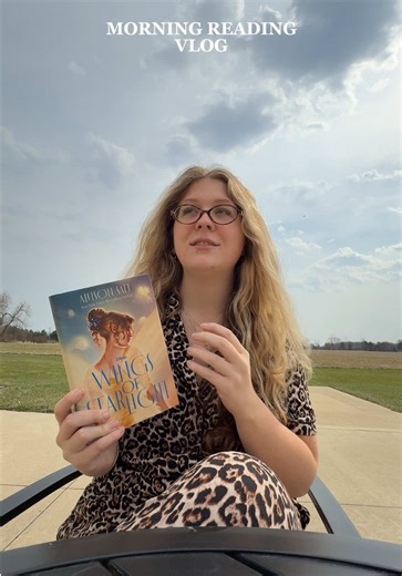 Outside Reading Vlog: Booktok Adventures