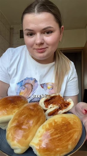 Pierożki z kapustą – przepis na domowe pierożki (50–60 znaków)