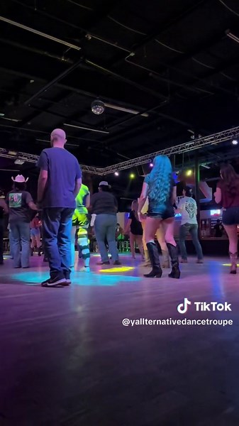 Move Line Dance Everyone killing it on the dance floor @Mya Chapman @Heather Lawrence #yallternativedancetroupe #linedancers #linedance #dancer #dancersoftiktok #dancers #danceyourwayeveryday #move #movelinedance #movedance #movelukebryan