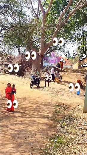 aadami Dekhkar hairan 😁baccha unt per baithkar Shaitan 🤣