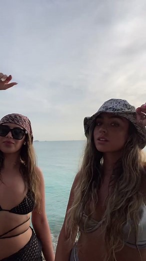 Sommer Ray (@sommerray)’s videos with Obsession - SNBRN