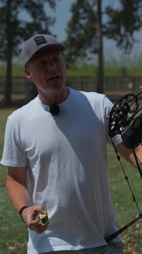 To avoid throwing your bow out of tune, match limb pocket adjustments to your action when changing poundage💪🏼 | Magnum Archery