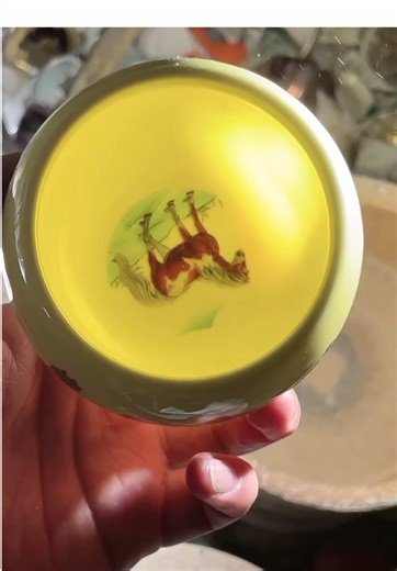 Create Stunning Art with an Amazing Cup