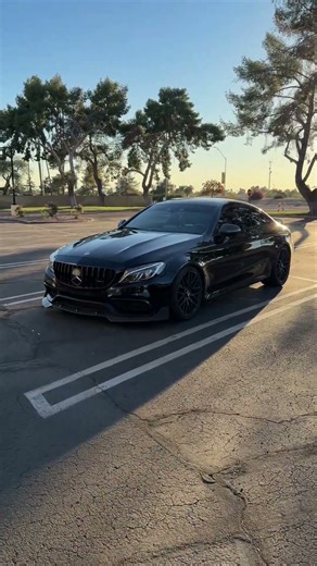 I got 2 phones, 1 need to charge