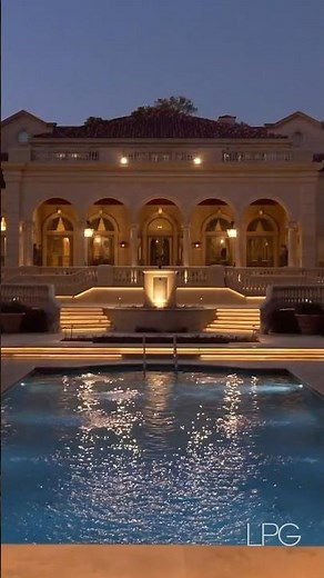 $13,000,000 🔥 Mega Mansion with Stunning Design in Houston, TX