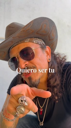 Quiero ser todo en tu vida ♥️ a un año de sacar esta versión en #sierreñoalternativo espero ya la tengan en sus playlist en cualquier plataforma musical #camaymesa #elgalloyeldiablo #regionalmexicano | El Gallo y El Diablo