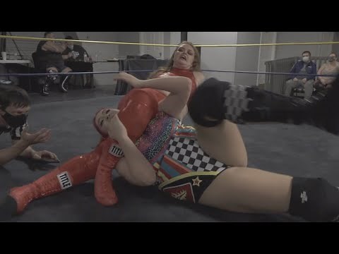 Big Juicy vs. Jessie Nolan - Limitless Wrestling (Womens Wrestling, Student Showcase)