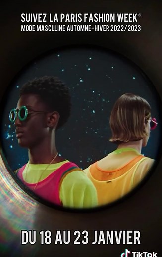 La Paris Fashion Week® est lancée ! Abonnez-vous pour suivre l’intégralité de l’événement ! #parisfashionweek #pfw