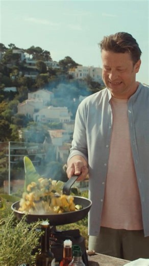 A five ingredient winner for your meat-free Monday 😎 | Jamie Oliver