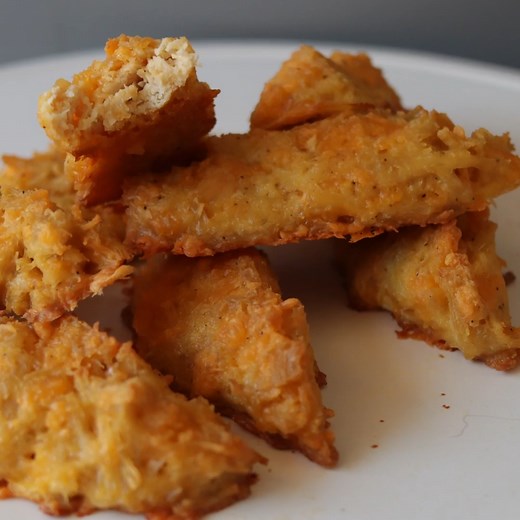 Learn how to make super easy chicken fingers or tenders with canned chicken. This a great recipe for using up those cans of chicken you may have in your pantry or food storage. 3 main ingredients and 2 optional seasonings are all that you need! #chickentenders #chickenfingers #chicken | In The Kitchen With Matt