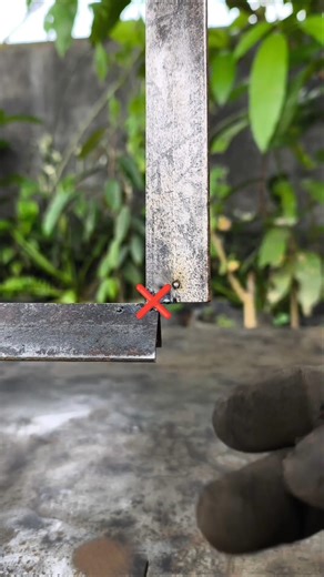 Easy trick to connect elbow pipes at a 90° angle