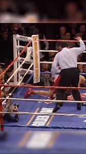 This clip captures one of the most legendary "slugfests" in boxing history. #TopRank #knockout #boxing #fbreels #sports #fypシ゚ #fightnight | Benj Albaracin