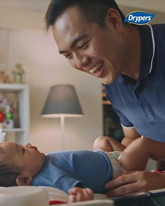 Your newborn baby is as precious to us 💙 This is why Drypers Wee Wee Dry Newborn is designed with Navel Care, Stool Lock System™ and Soft AbsorbDry Layers™ to care for your bundle of joy’s delicate needs. Voted as Best Newborn Baby Diaper by the Readers’ Choice Awards 2020, know your baby is in good hands with us. 🏆 Join Drypers Baby Club today and get rewarded! | Drypers Malaysia