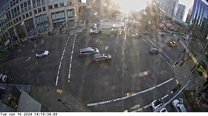 Transportation crews have been de-icing roads throughout the day to prepare for this evening’s commute and will continue working through tomorrow morning. Please remember to slow down and leave extra distance when driving on icy roads. | City of Bellevue, Washington - Government