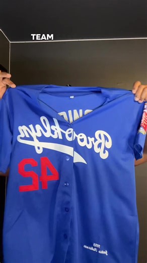 Jackie Robinson Jersey Review: Durable Team Gear