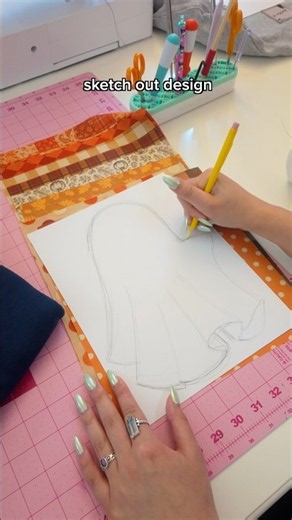 applique crewneck tutorial🎃🧵 #halloween #halloweencraft #sewing