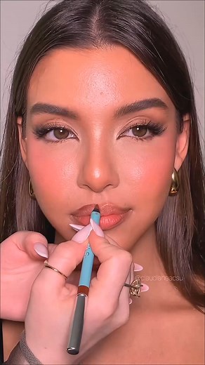 1.2K views · 13 reactions | #foryoupage #foryou #makeupinspiration #makeup #makeuptutorial #makeuphacks #fyp #makeupideas | Wwe Tv | Facebook