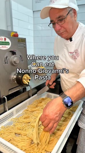 @carssparkpizzeria Doesn’t get more authentic than eating fresh pasta and home made sauce that’s prepared by an Italian Nonno. Giovanni has been making pasta his whole life and you can enjoy it at this family run spot. Check it out; 📍10 Carwar ave Carss Park #invite #italian #pasta #homemadepasta #shire #carsspark #authentic #authenticpasta #nonno #family #localpizza | serenas_cucina