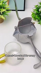 1.2K reactions · 116 shares | Tired of struggling with manual juicers Our professional-grade fruit juice squeezer delivers fresh, pulp-free juice in seconds!  Perfect for busy mornings or healthy detox routines.  | Uponextreme\Ma6 | Facebook