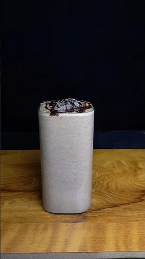Chocolate Milkshake in 2 Minutes 😍 | Easy Recipe #chocolateshake #chocolate #milkshake #asmr #viral