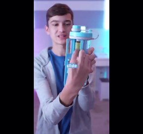 Selah Flavored Water Bottle - Water Enhancer, Sugar Free, Vitamin Infused Water - 20oz Water Bottle With Flavor Pods Included - Energy Drink, Strawberry, and Sports Drink Pods (Blue, 10 Flavor Pods)