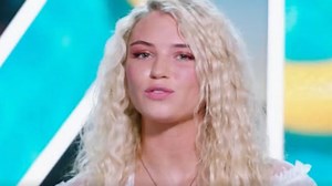 Love Island - Lucie tries to bring new lingo to the villa