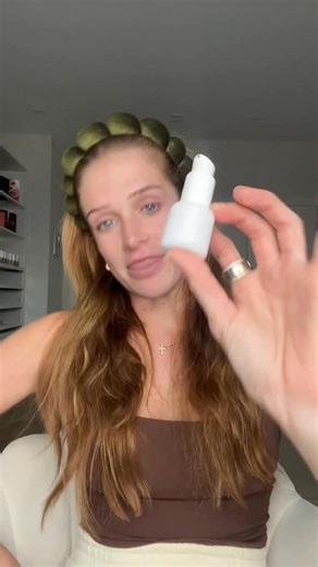 Sarah Wolak on Instagram: "Trying a mystery #foundation !!!"