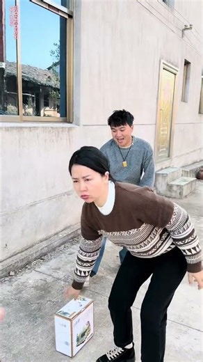 Foolproof Fun: Every Move a Show! IsThereStage EveryMovePlay