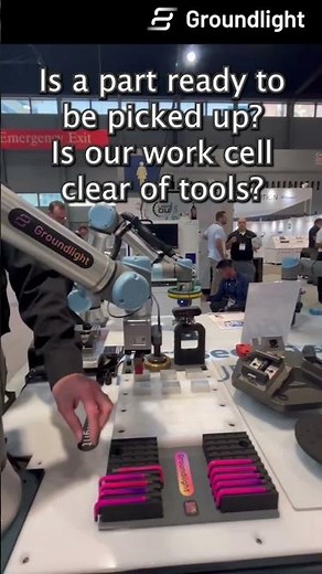 Using Computer Vision with Universal Robots in Machine Tending #ai #computervision #manufacturing