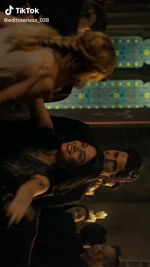 Clary and Izzy Emotional Edit | Shadowhunters Final Scene