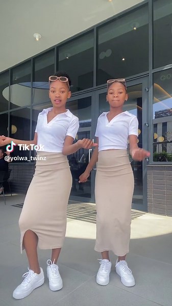 Twin Dance Challenge by Yolwa Twins