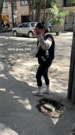 Funny Fall Moments: I Fell and Laughed About It