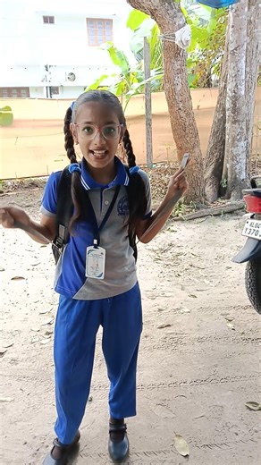 വേണ്ടേ വേണ്ടേ അമ്മേ ഞാൻ പോകുന്നില്ല 😭🥲#funny #shortsfeed #viral #schooltime #please_subscribechannel