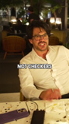 The Difference Between Chess Players and Checkers Players in Wealth