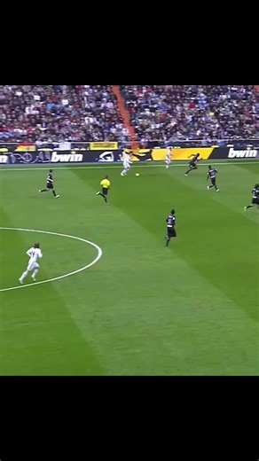 Cristiano Ronaldo's 2014 Ballon D'Or Skills Showcase