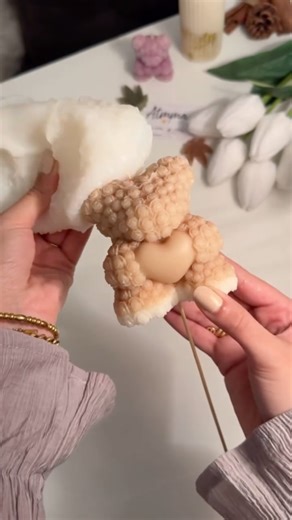 ‎شموع عَتّمه🕯️‎ on Instagram‎: "A lovely flower candle bouquet🤎🤯🫶🏻🧸🕯️ البوكيه هديه من بنت لأختها بمناسبه ولادتها👦🏼🥹 Thanks so much for all the love on our flower candle boxes!✨ All colors available Dm to order🛍️ Or send a message in whats'App: 01001525676 • • • • • #شموع #شمع #candle #candles #اكسبلور #اكسبلور_explore #smallbusiness #اكسبلور_فولو #foryou"‎
