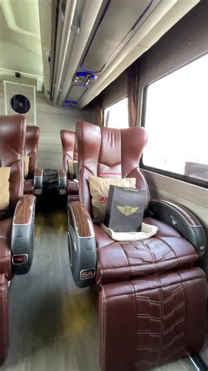 Explore the Luxury Bus Experience Today