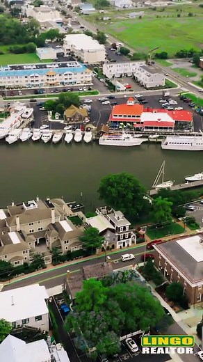 $3.2M Historic Canal-Front Home in Downtown Lewes, Delaware! // 117 Front Street, Lewes, DE - for sale by The Bryce Lingo and Shaun Tull Team // 3BR • 3.5BA–List Price: $3,235,000 ⭐️⁠ ⁠ ⁠ MLS: Desu2043410 ⁠ Introducing 117 Front Street, one of historic Lewes’ hidden gems. This stunning canal-front home is discreetly tucked away yet central to all that Downtown Lewes has to offer. This exquisite residence retains its historic charm while seamlessly marrying a variety of modern updates on 4 levels