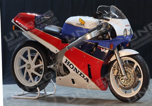 RC36 morphing to a TYGA tribute RC30 | TYGA Performance