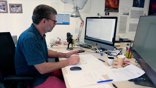 Analyzing Melts and Fluids from Ab Initio Molecular Dynamics Simulations with the UMD Package