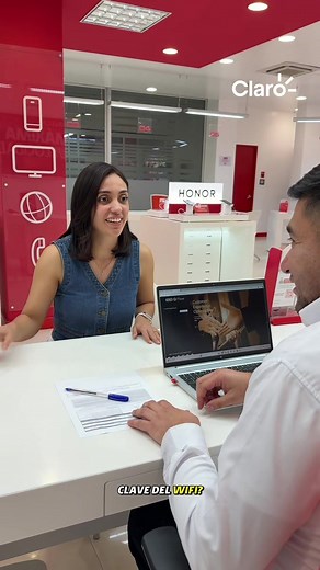 Así es, el futuro se consigue en Claro 🛜⚡​ Cámbiate a Claro Fibra para obtener los mejores beneficios, como una navegación sin Lag, y hasta 700 megas para subir, compartir y descargar tu contenido favorito 🤩​ Acércate ya a claro.com.gt​ #Clarofibra