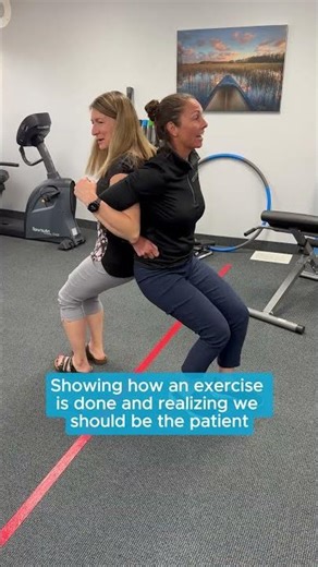 👀 When the physio needs a physio #funnyvideos #workmemes #exercisemotivation