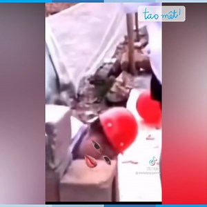 2.6M views · 218K reactions | U là chời! hổng có miếng dziên nào luôn á, chơi trên đầu trên cổ người ta dị chời Cre Tiktok: moidayquyenru #taometlamroinha | Tao mệt lắm rồi nha | Facebook